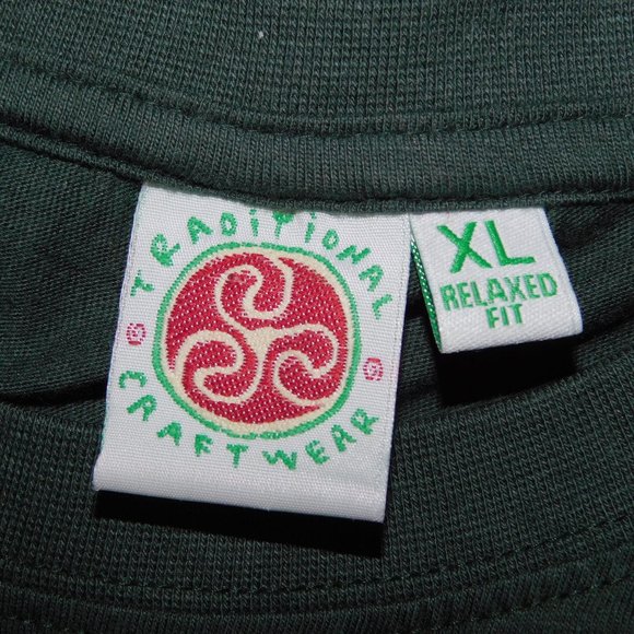 Worlds Tallest Leprechaun Saint Patricks Day missing head mens XL Green  Shirt - Picture 3 of 6